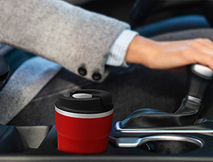 Interpretation of what a car water cup should look like from multiple perspectives? ----Brand QC