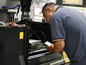 What Qualifications Are Essential for a Vacuum Flask Factory to Do Global Foreign Trade? Part 6